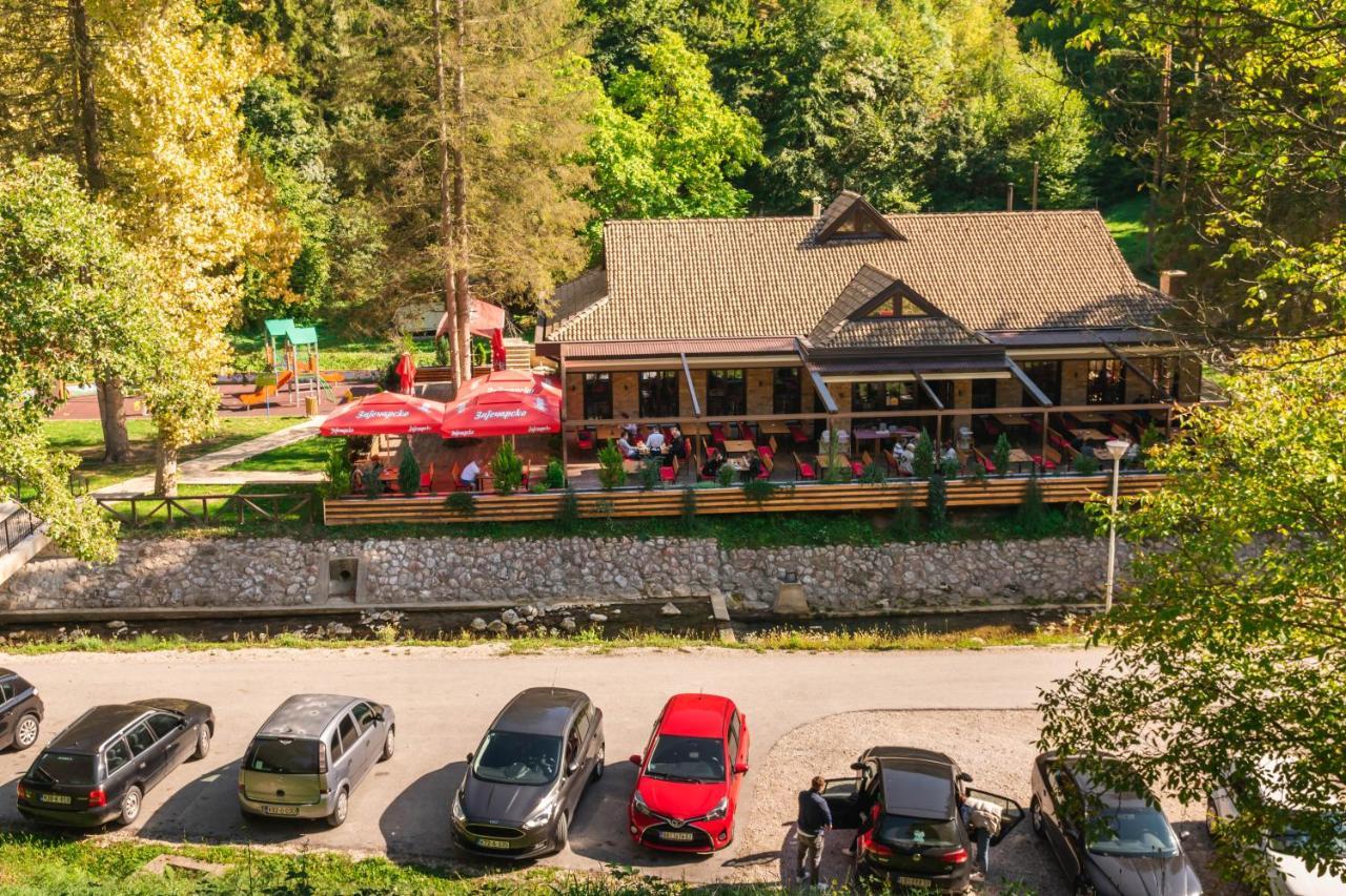 Ferienwohnung Anin Dvor Sekovici Exterior foto